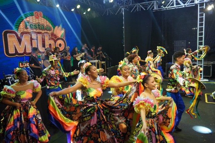 Abertura da 3ª edição da Festa do Milho é marcada por música e variedades gastronômicas