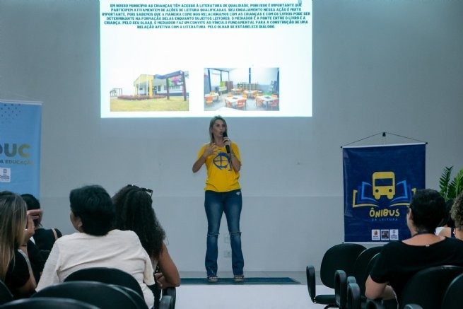 Educação realiza primeiro encontro de 2024 da formação de ‘Contadores de Histórias’