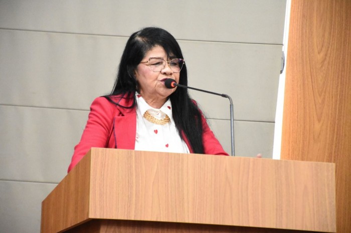 Fátima Araújo fala sobre iniciativas em benefício de comunidades
