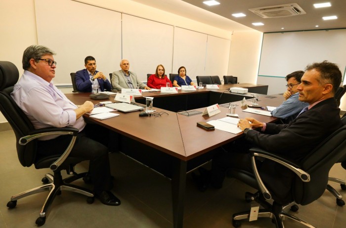 João Azevêdo destaca avanços do programa Paraíba Rural Sustentável e investimentos na agricultura familiar em reunião com o Banco Mundial