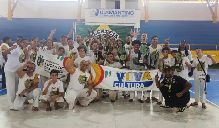 Alunos das Oficinas Culturais garantem vaga em Campeonato Mundial de Capoeira