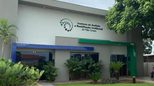 Indicação sugere a contratação de mais vagas para crianças com deficiência intelectual e auditiva no CER II