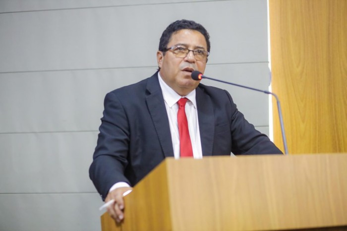 Sá Marques pede mais atenção às questões da Educação de São Luís