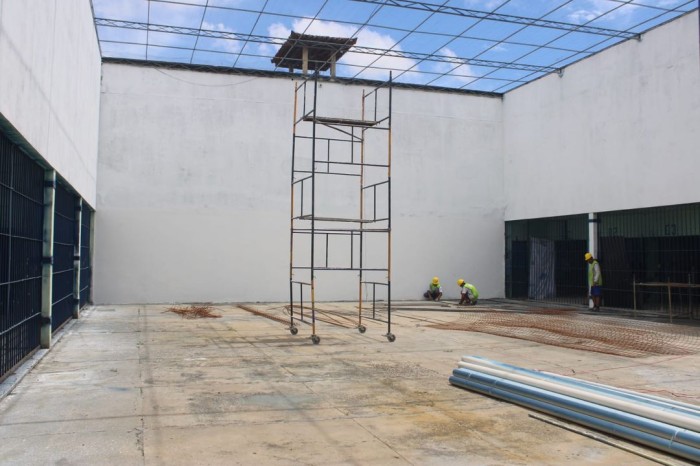 Internos participam de obras de reforma de penitenciária em Teresina