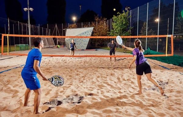 Vereadores solicitam construção de quadra de beach tennis na Praça das Meninas