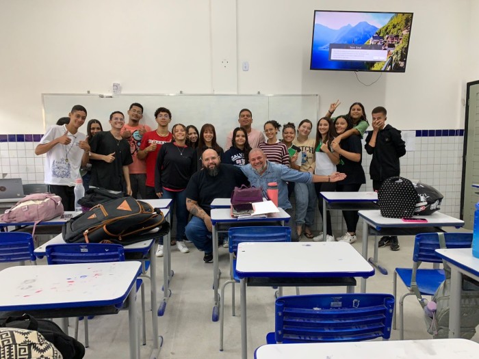 Fotógrafo Rizemberg Felipe ministra aula na ECI Celestin Malzac, em João Pessoa
