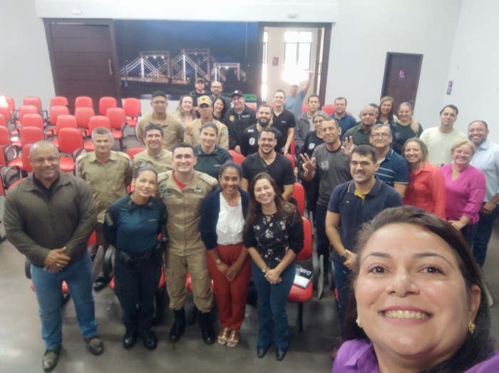 Polícia Civil realiza palestra sobre saúde mental em Fátima do Sul