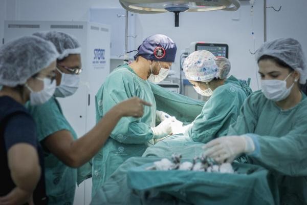 Depois de solicitação de vereador, deputada destina R$ 200 mil para cirurgias eletivas