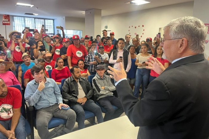 Abril Vermelho: Zeca reitera compromisso de promover Reforma Agrária em MS