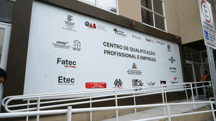 Trabalho realiza seleção para Jovem Aprendiz e estágios diversos