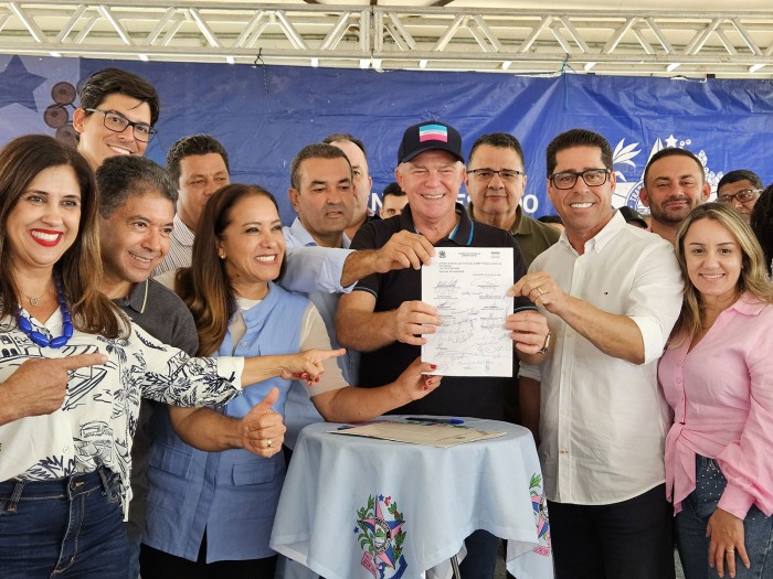 Governo do Estado inaugura obras e anuncia novos investimentos em Vila Pavão