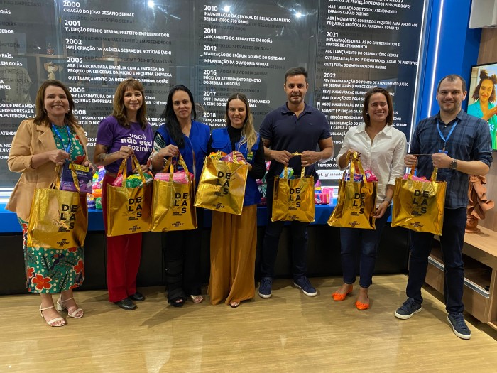 OVG e Goiás Social recebem doação de 7 mil pacotes de absorventes íntimos do Sebrae Goiás. Donativos serão distribuídos a mulheres e adolescentes goianas. (Fotos: Lucas Dellamare)