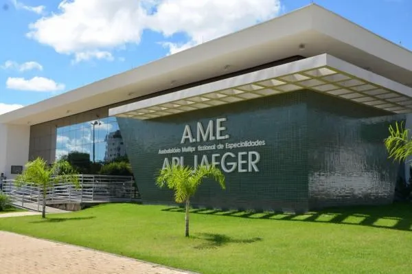 Vereador solicita contratação de psiquiatra infantil para atender no AME