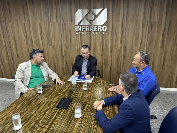 Na Infraero, vereadores buscam informações sobre os investimentos no aeroporto de Sorriso