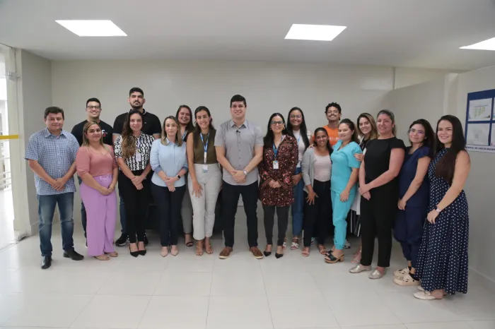Secretário de Saúde visita Central Estadual de Regulação de Leitos