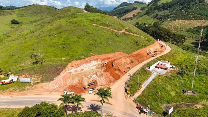 Iniciada a implantação da Rodovia ES-379 no trecho de Iúna a Irupi
