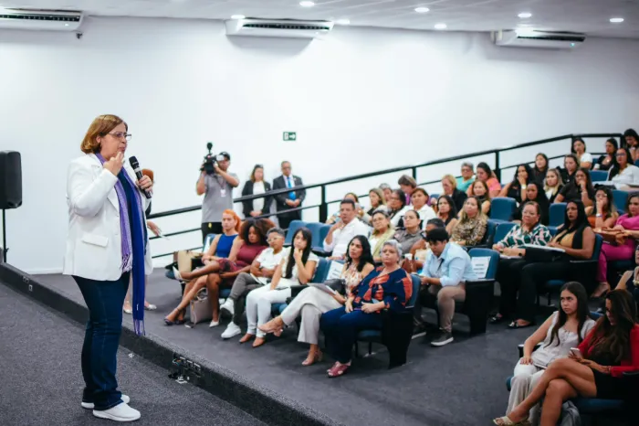 Em Fórum de Gestoras Públicas para Mulheres da PB, ministra da Mulher diz que enfrentar o feminicídio é a prioridade