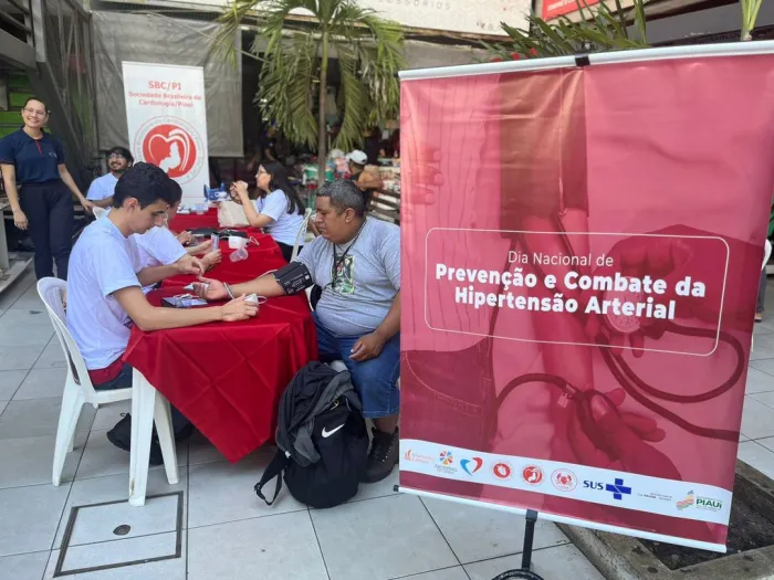 Sesapi realiza ação de conscientização e prevenção à hipertensão arterial em Teresina 