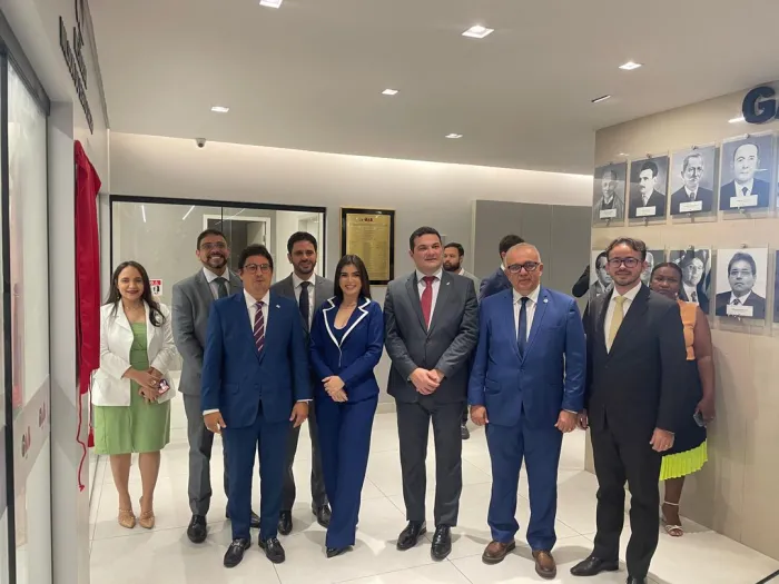 Em dia de homenagens, PGE-PI prestigia solenidade dos 92 anos da OAB Piauí