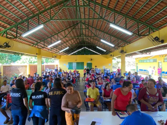 Mais de 400 carteiras de identidade já foram solicitadas em quatro dias de mutirão, em Parintins