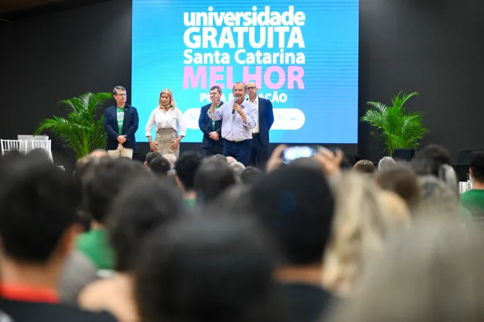 Circuito Universidade Gratuita Santa Catarina Melhor chega a Joinville com a participação do governador