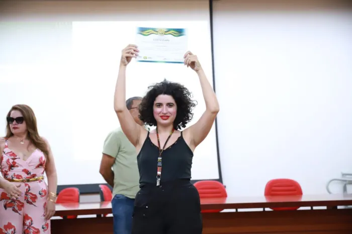 Educação estadual certifica mais de 200 assistentes educacionais em Formação Inicial e Continuada