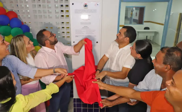 Em Paranã, governador Wanderlei Barbosa participa de inauguração de CMEI e reafirma compromisso de implantar rodovia que liga a cidade ao povoado de Campo Alegre
