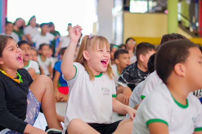Alunos das Escolas Municipais recebem o Programa Lixo Zero