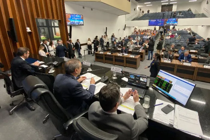 Ordem do Dia: Aprovado desconto no IPVA de quem representa pessoas com deficiência