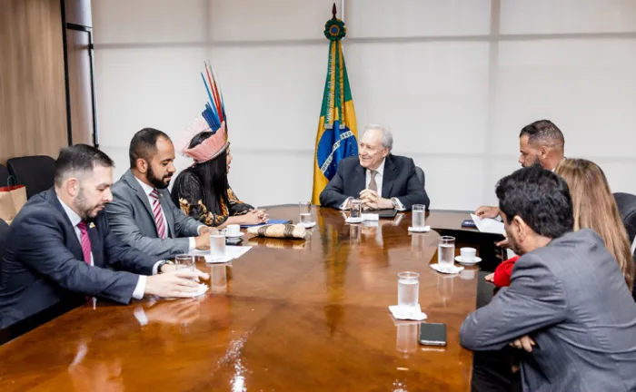 Governo do Tocantins alinha com Ministério da Justiça ampliação do acesso de comunidades tradicionais aos seus direitos 