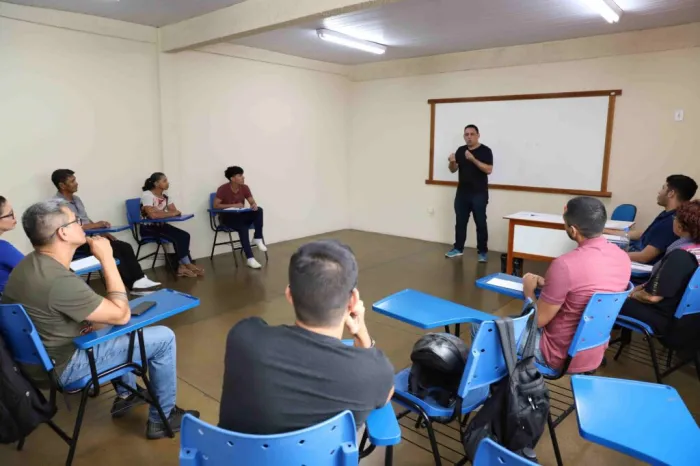 Escola Estadual Mayara Redman abre inscrição para curso de Libras