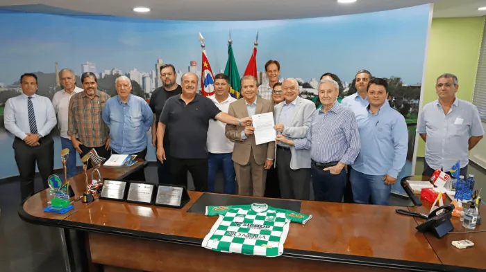 Prefeito autoriza obra de prolongamento da rua Lucas Mangini