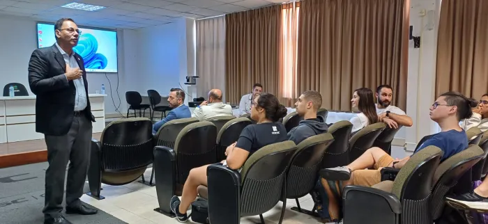 Presidente da Fesporte participa de debate no Centro de Educação Física da Udesc