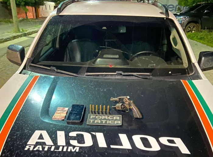 Em diferentes ações, PMCE prende dois suspeitos e apreende armas de fogo e munições em Iguatu
