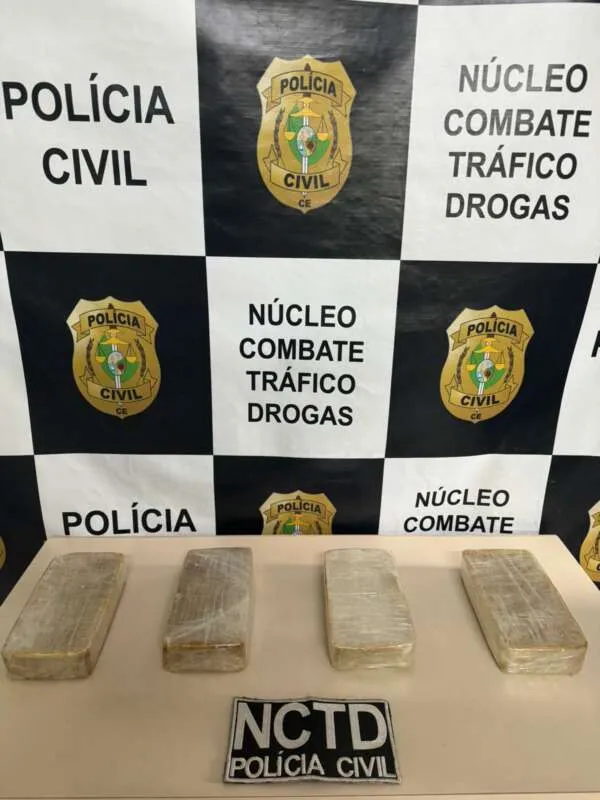 Com apoio da Coin/SSPDS, PCCE prende mulher em flagrante e apreende 4 kg de crack durante abordagem a ônibus