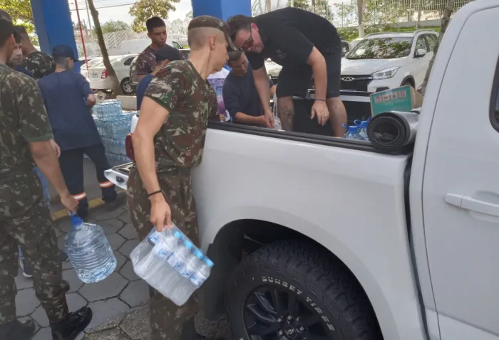 Udesc Cefid faz primeiras entregas de donativos para atingidos pelas chuvas no Rio Grande do Sul