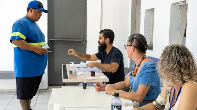 Saúde vacina mais de 200 trabalhadores portuários contra Gripe