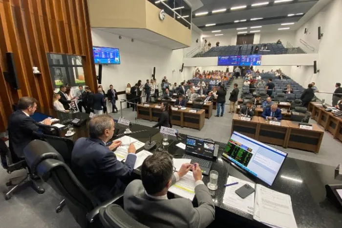 Pautado para segunda discussão aumento do prazo para recadastramento do Energia Social