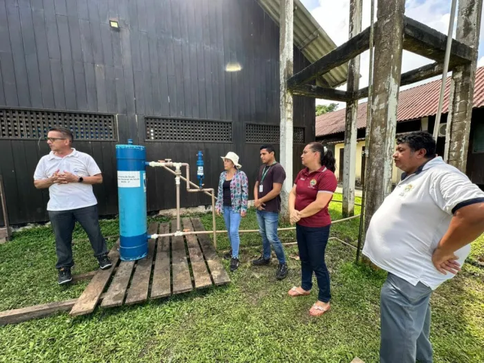 Estado leva água potável e palestras de sensibilização a comunidades de três unidades de conservação do Acre