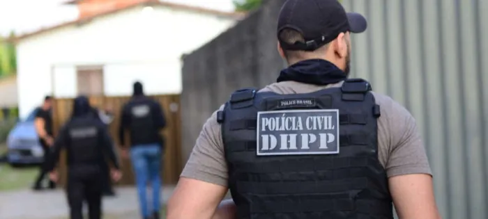 PCCE, com apoio da PCPE, captura investigado por feminicídio na Jacarecanga