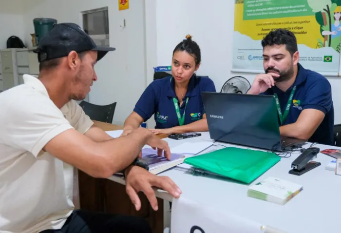 Estado e parceiros levam regularização ambiental e fomento à agricultura familiar e extrativismo ao interior do Acre
