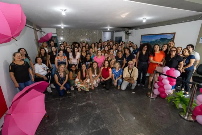 SESAU homenageia mães servidoras da Saúde