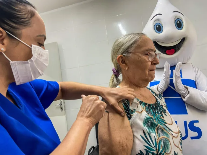 Entre grupos mais vulneráveis para às síndromes gripais estão idosos e crianças. Vacinas evitam internações e mortes (Fotos: Aline Rodrigues)