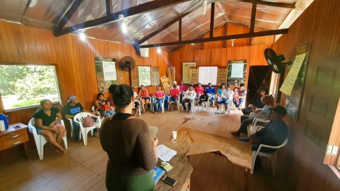 Comunidades do Parque Estadual Chandless recebem intervenção cultural de grupo de artes