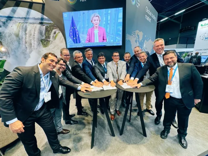 Governador comemora acordo entre Eletrobras e Green Energy Park para produção de hidrogênio verde no Piauí