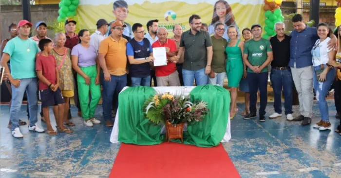 Moradores do Cedere e Onalício Barros vão ser contemplados com uma nova pavimentação