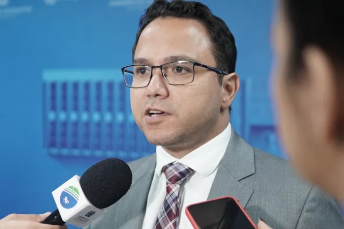 Proposta por Pedrossian Neto, a adoção de critérios para criação de novas datas é aprovada