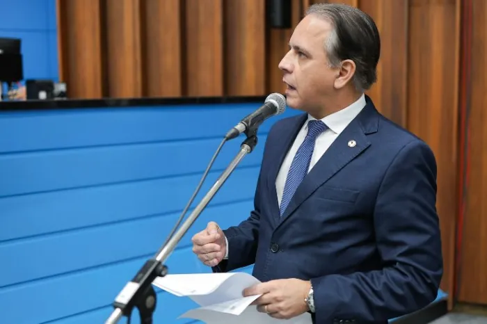 Coronel David cobra aplicação da lei que proíbe fidelização em contratos de serviços em MS