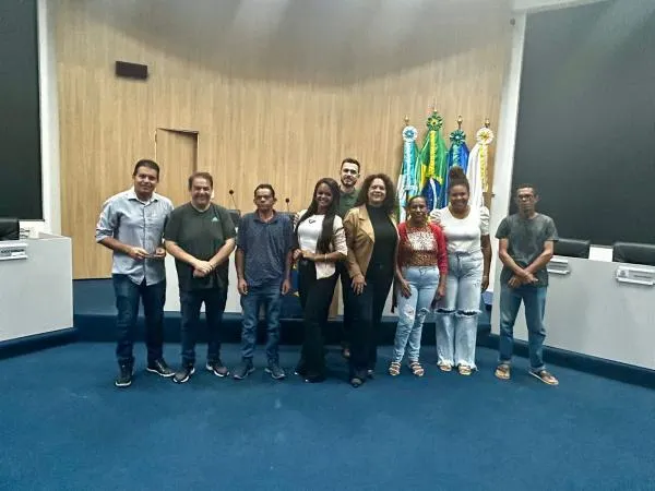 Reunião debate instalação de feira do produtor rural no Mário Raiter