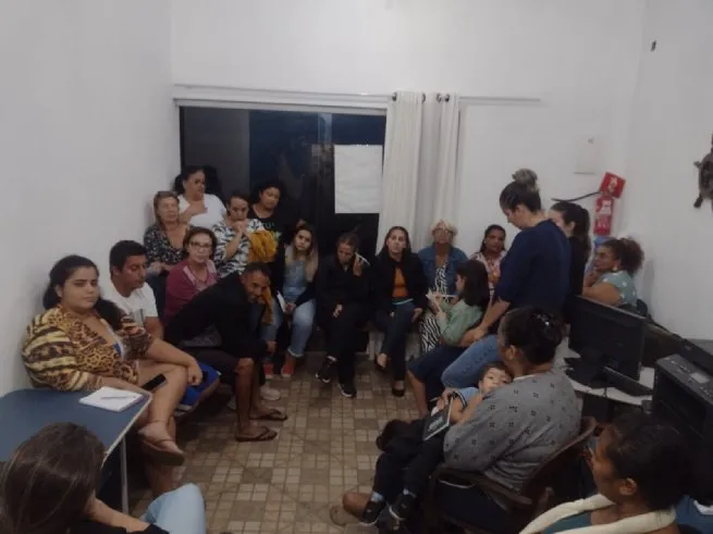 Prefeitura de São Sebastião realiza reunião com pescadores para planejar o 8º Festival do Camarão